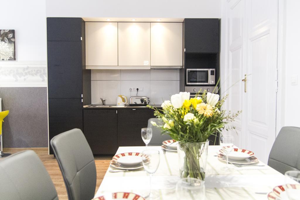 Luxury 2Br Apt By The Synagogue Boedapest Buitenkant foto