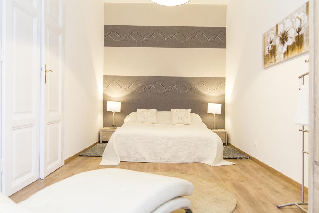 Luxury 2Br Apt By The Synagogue Boedapest Buitenkant foto